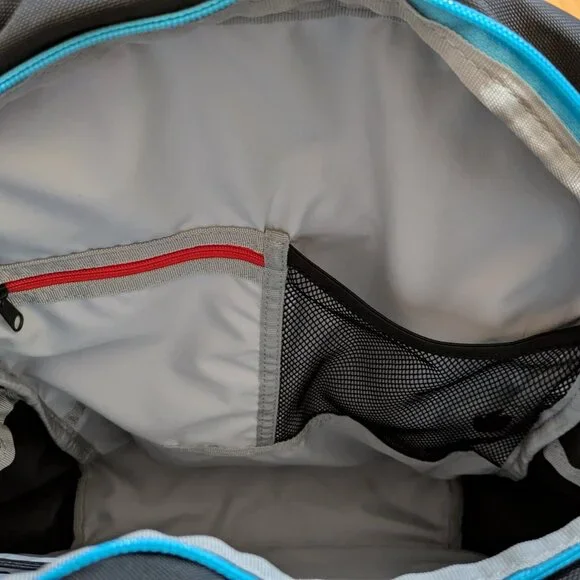 Sherpani Camden Convertible Backpack - Black with Color Accents - Picture 10 of 12